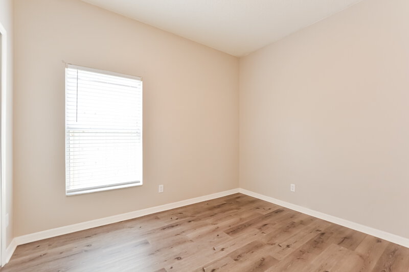 2,465/Mo, 10512 Petaloma Dr Orlando, FL 32817 Bedroom View