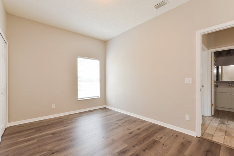 2,465/Mo, 10512 Petaloma Dr Orlando, FL 32817 Bedroom View 3