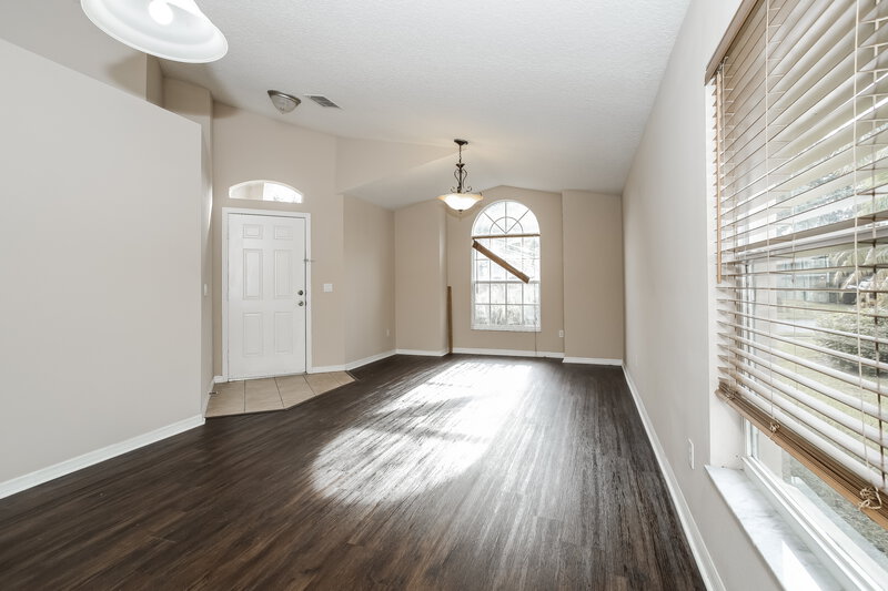 3,760/Mo, 9627 Myrtle Creek Ln Orlando, FL 32832 Living Room View