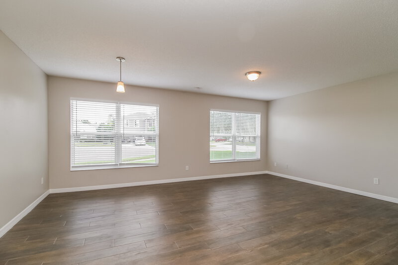 2,395/Mo, 114 Bristol Forest Trl Sanford, FL 32771 Living Room View 2