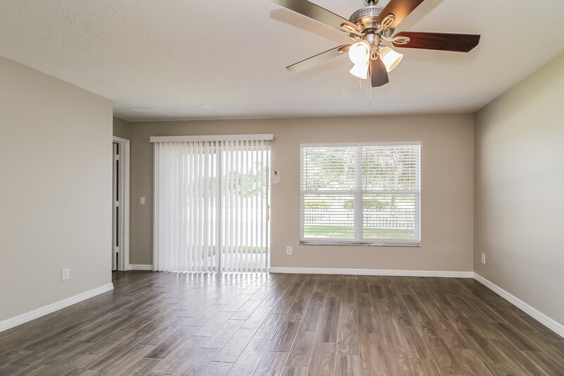 2,395/Mo, 114 Bristol Forest Trl Sanford, FL 32771 Dining Room View