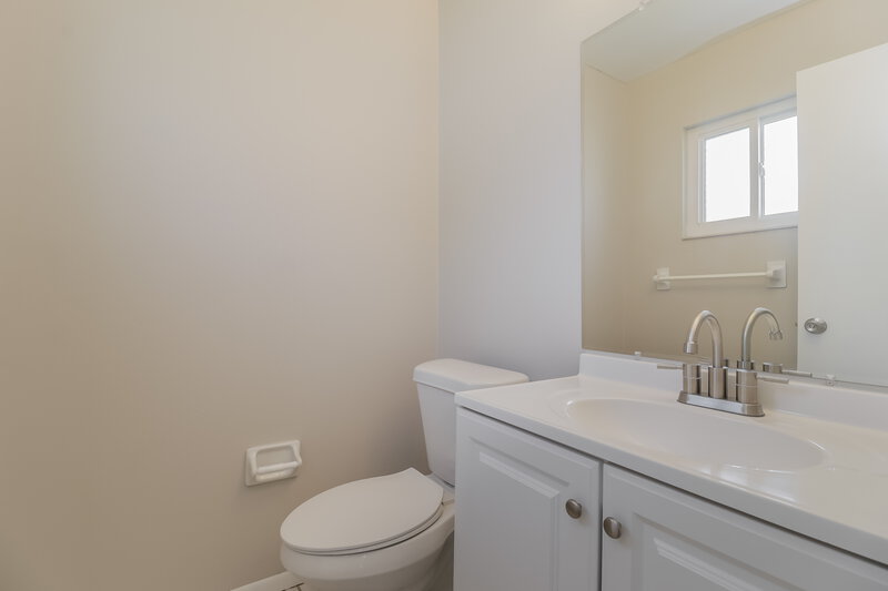 2,055/Mo, 2008 Las Palmas Cir Orlando, FL 32822 Main Bathroom View