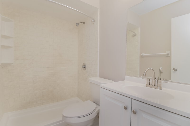 2,055/Mo, 2008 Las Palmas Cir Orlando, FL 32822 Bathroom View