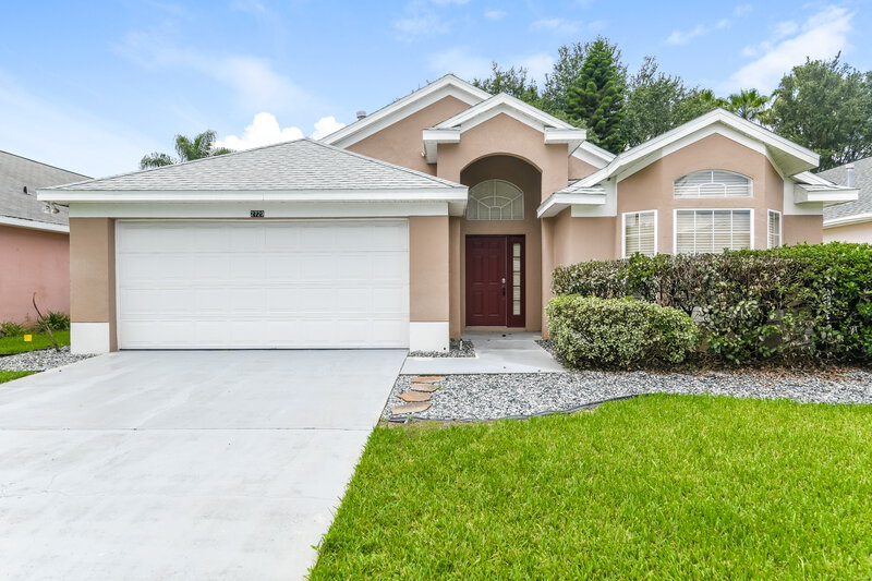 0/Mo, 2729 Wilshire Rd Clermont, FL 34714 External View