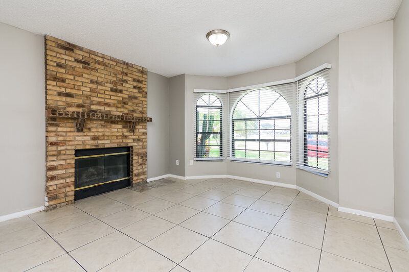 2,150/Mo, 1422 Mimi Ct Kissimmee, FL 34744 Kitchen View
