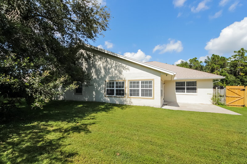 2,270/Mo, 20122 Marlin St Orlando, FL 32833 Rear View 2