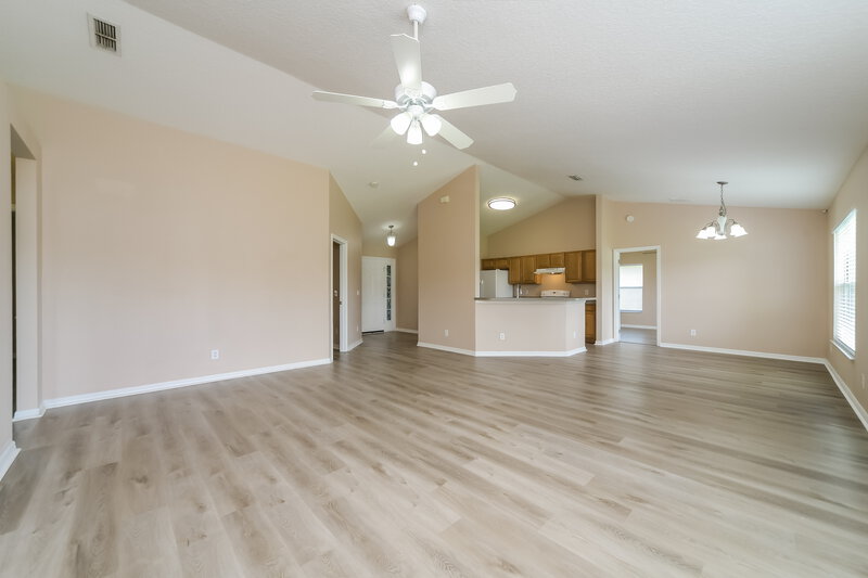 2,125/Mo, 2151 Antler Dr Saint Cloud, FL 34772 Living Room View 2