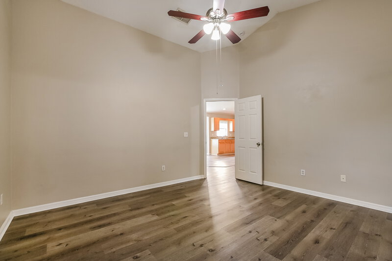 2,390/Mo, 128 Queens Ct Sanford, FL 32771 Main Bedroom View 2