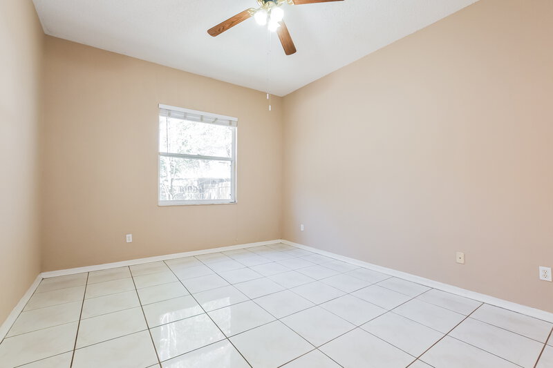2,190/Mo, 12805 Woodbury Glen Dr Orlando, FL 32828 Main Bedroom View