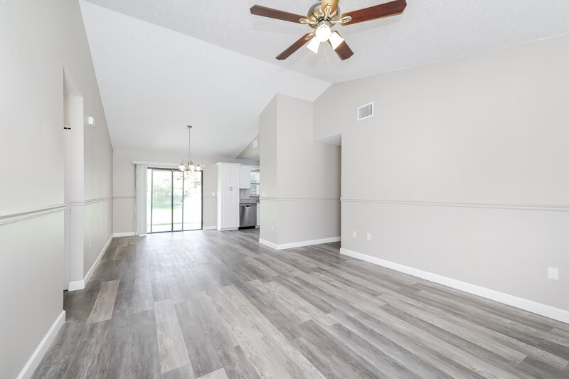 1,945/Mo, 512 Everest Way Kissimmee, FL 34758 Living Room View