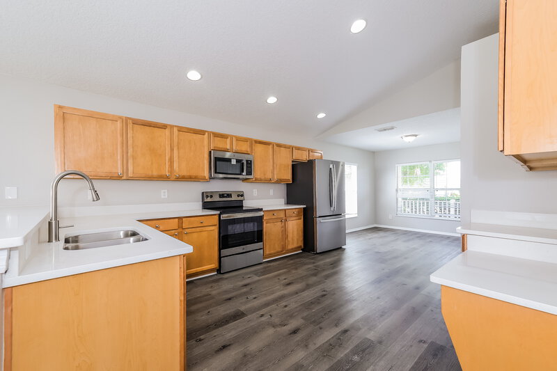 1,820/Mo, 4617 Woodford Dr Kissimmee, FL 34758 Kitchen View