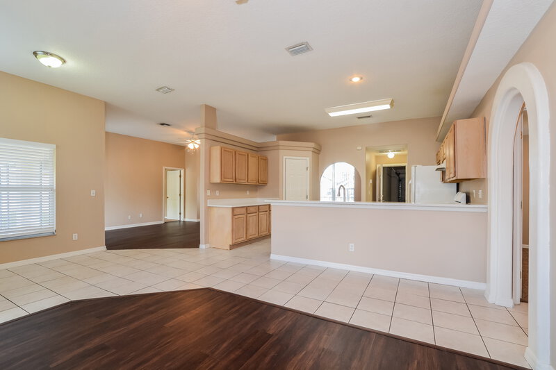 2,375/Mo, 1604 Silhouette Dr Clermont, FL 34711 Living Room View 2