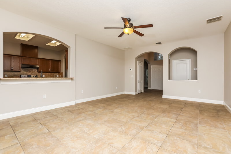 2,985/Mo, 559 Cortona Dr Orlando, FL 32828 Living Room View