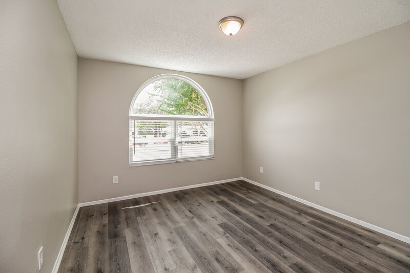 2,270/Mo, 520 Portland Cir Apopka, FL 32703 Bedroom View