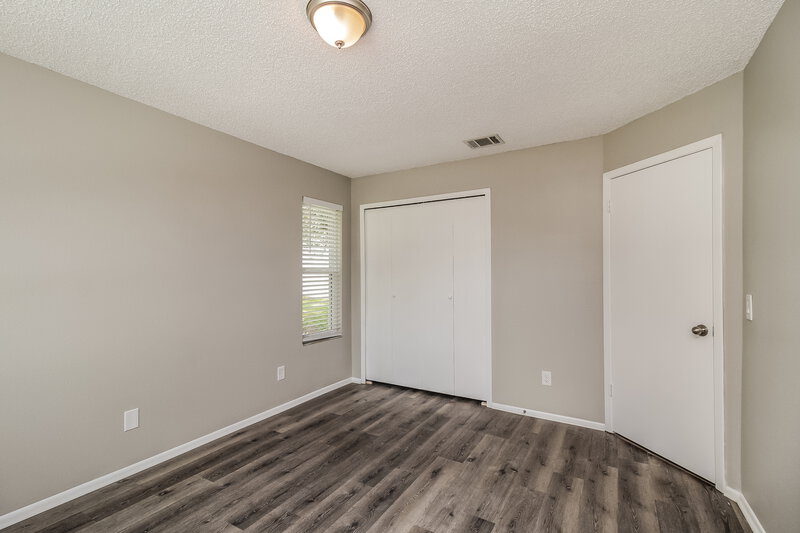 2,270/Mo, 520 Portland Cir Apopka, FL 32703 Bedroom View 2