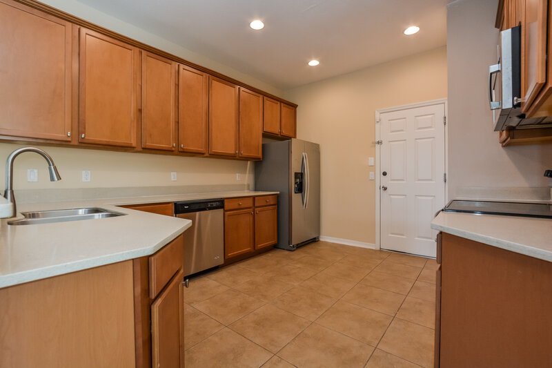 2,470/Mo, 1302 Glenleigh Dr Ocoee, FL 34761 Kitchen View