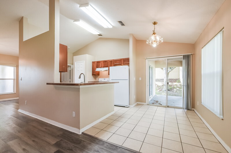 2,060/Mo, 203 Southern Breeze Dr Minneola, FL 34715 Breakfast Nook View