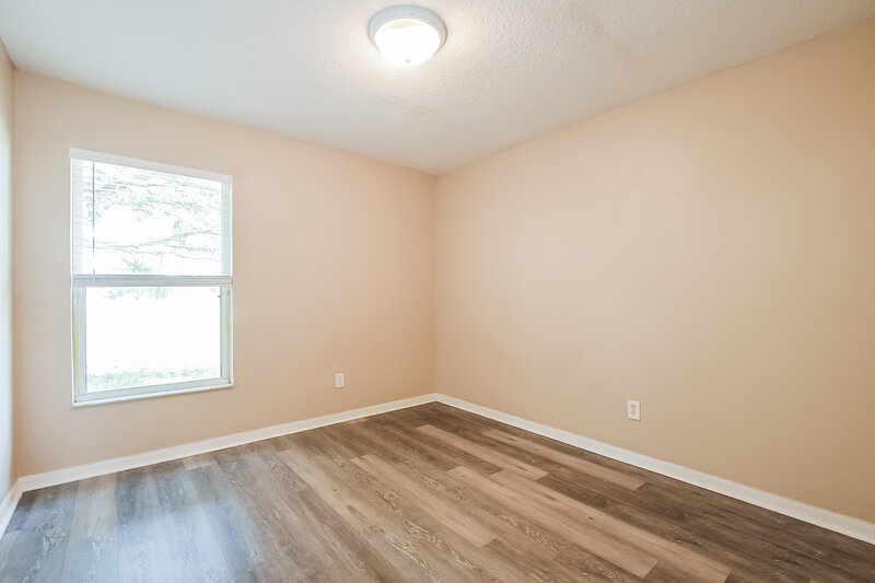 2,060/Mo, 203 Southern Breeze Dr Minneola, FL 34715 Bedroom View 3