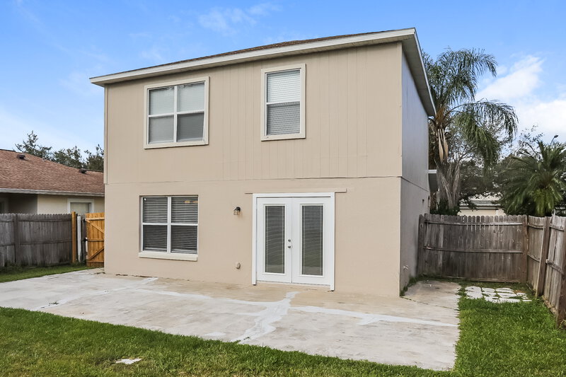 2,815/Mo, 2204 Heathwood Cir Orlando, FL 32828 Rear View