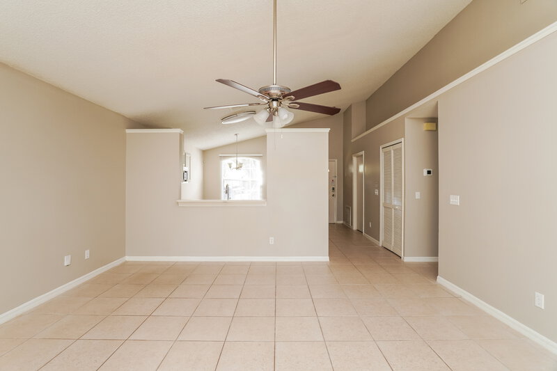 2,240/Mo, 1830 Greenbrook Ct Oviedo, FL 32766 Living Room View 2