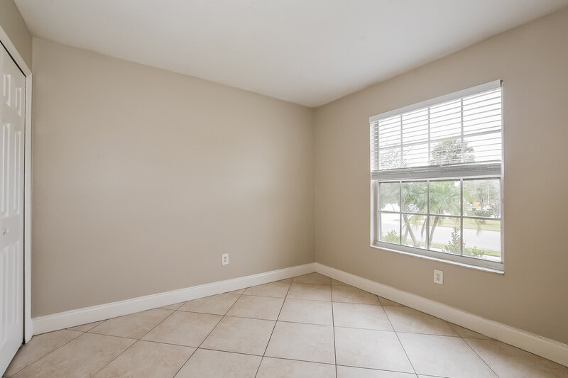 2,025/Mo, 1301 Ravida Woods Dr Apopka, FL 32703 Bedroom View 4