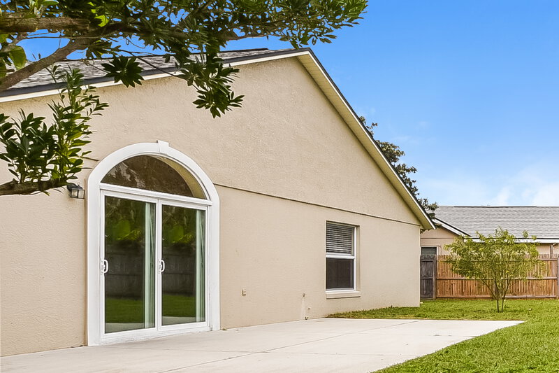 2,025/Mo, 1301 Ravida Woods Dr Apopka, FL 32703 Rear View 2