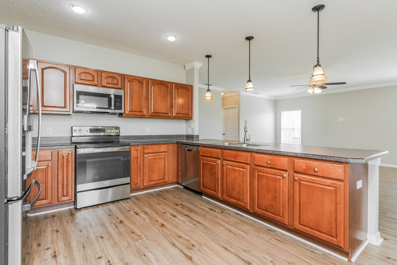 2,585/Mo, 349 Aldershot Ct Kissimmee, FL 34758 Kitchen View 2