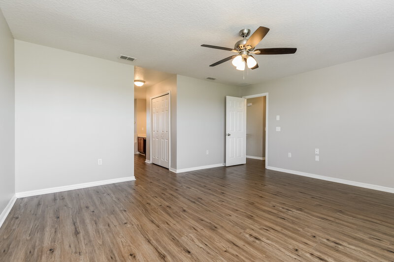 2,585/Mo, 349 Aldershot Ct Kissimmee, FL 34758 Main Bedroom View 2