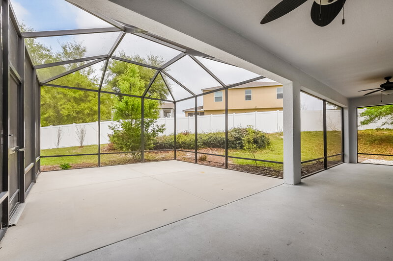 2,560/Mo, 1924 Bell Creek Loop Fruitland Park, FL 34731 Sun Room View