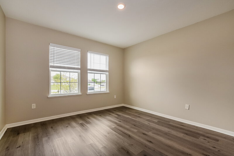 2,560/Mo, 1924 Bell Creek Loop Fruitland Park, FL 34731 Bedroom View 3