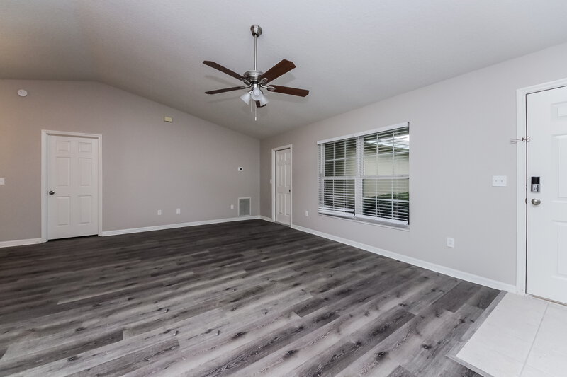 1,985/Mo, 35123 Queens Way Fruitland Park, FL 34731 Misc View 2