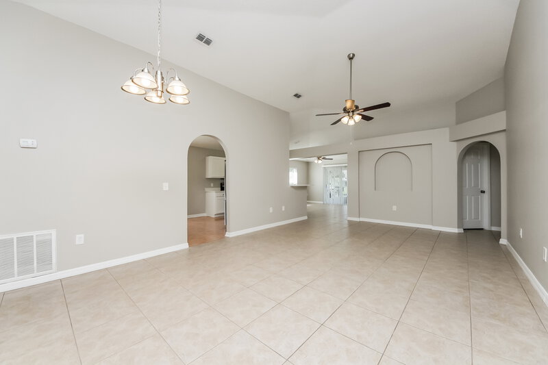 3,430/Mo, 2122 Marisol Loop Kissimmee, FL 34743 Dining Room View 2