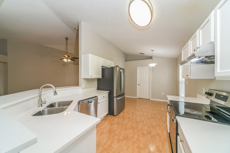 2,495/Mo, 2122 Marisol Loop Kissimmee, FL 34743 Kitchen View