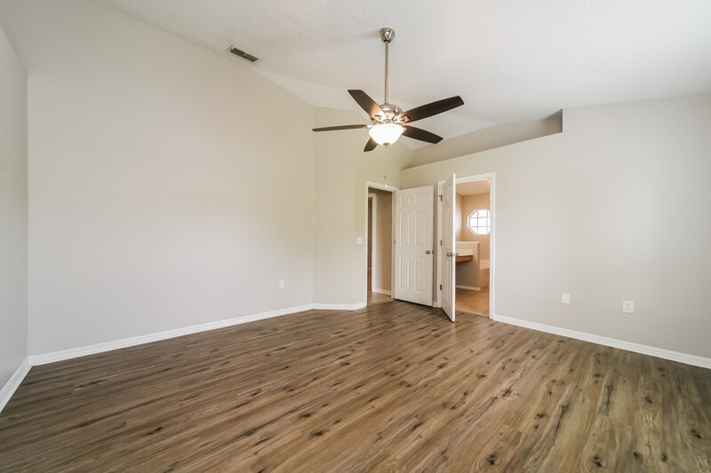 2,495/Mo, 2122 Marisol Loop Kissimmee, FL 34743 Main Bedroom View 2