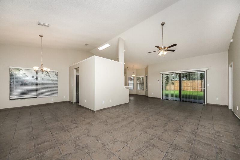 3,470/Mo, 12523 Earnest Ave Orlando, FL 32837 Living Room View