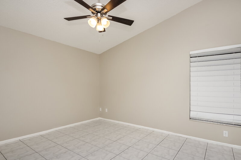 3,470/Mo, 12523 Earnest Ave Orlando, FL 32837 Main Bedroom View 2