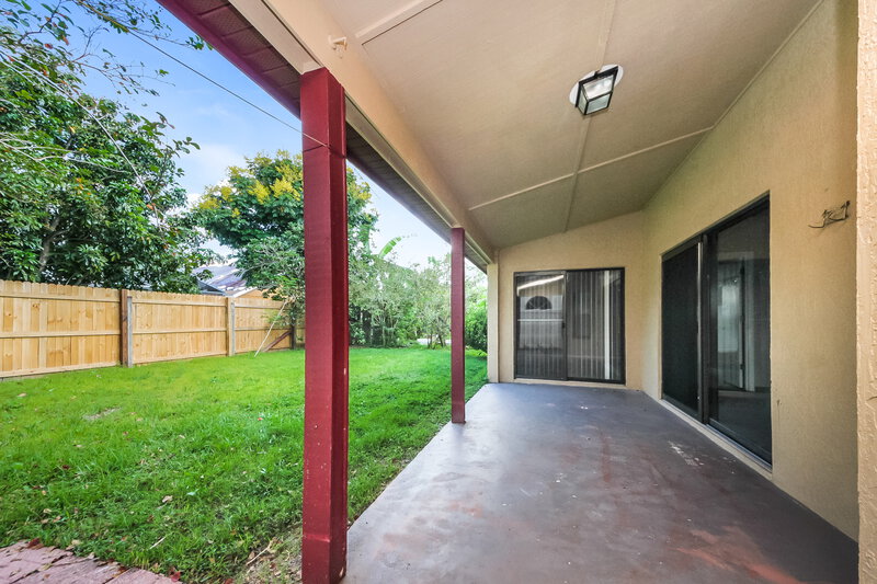 3,470/Mo, 12523 Earnest Ave Orlando, FL 32837 Covered Porch View