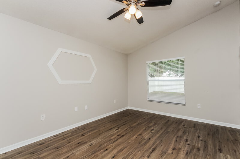 1,855/Mo, 105 Paprika Pl Kissimmee, FL 34758 Main Bedroom View 2