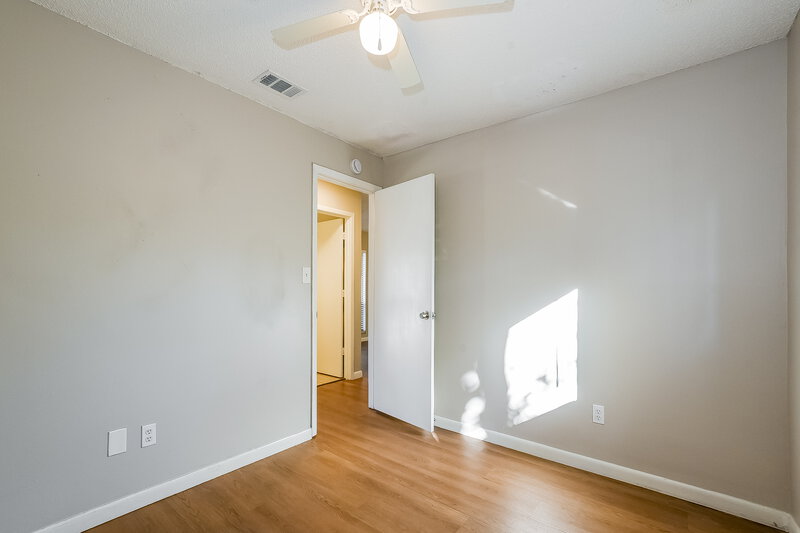 1,945/Mo, 9556 Brimton Dr Orlando, FL 32817 Bedroom View 2