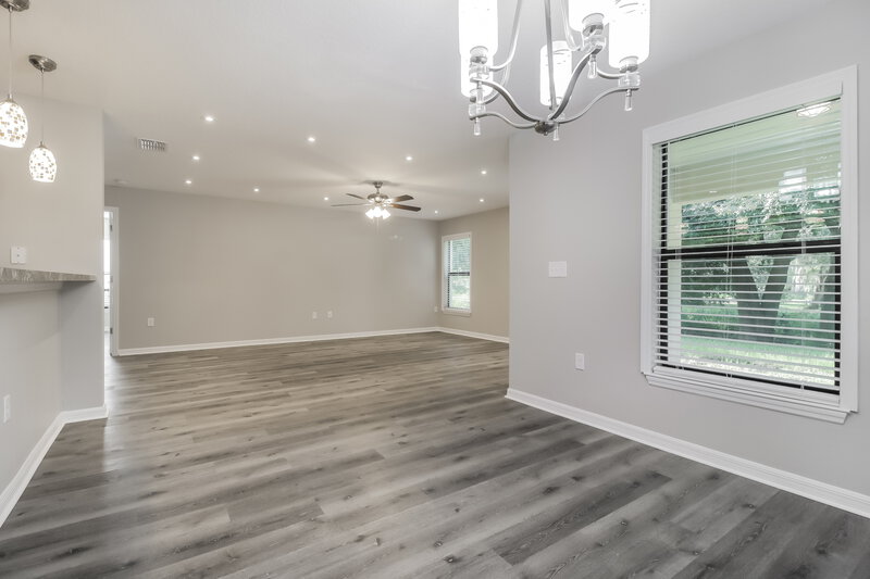 2,550/Mo, 2386 Bracknell Forest Trl Tavares, FL 32778 Dining Room View 2