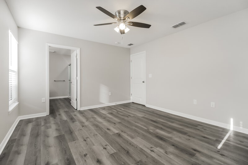 2,550/Mo, 2386 Bracknell Forest Trl Tavares, FL 32778 Main Bedroom View