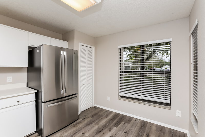 2,195/Mo, 4296 Fox Hollow Cir Casselberry, FL 32707 Kitchen View
