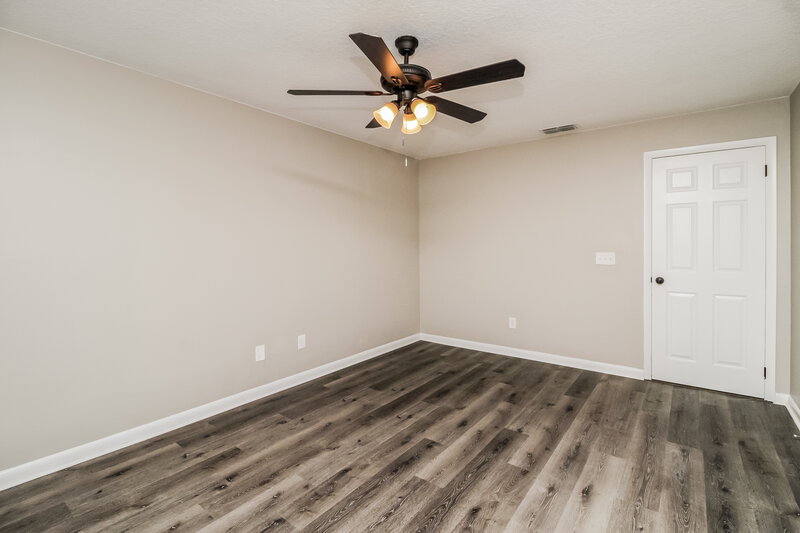 2,000/Mo, 2109 Lake Francis Dr Apopka, FL 32712 Main Bedroom View 2