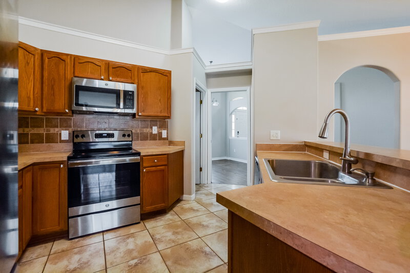 2,810/Mo, 2609 Athens Dr Leesburg, FL 34748 Kitchen View