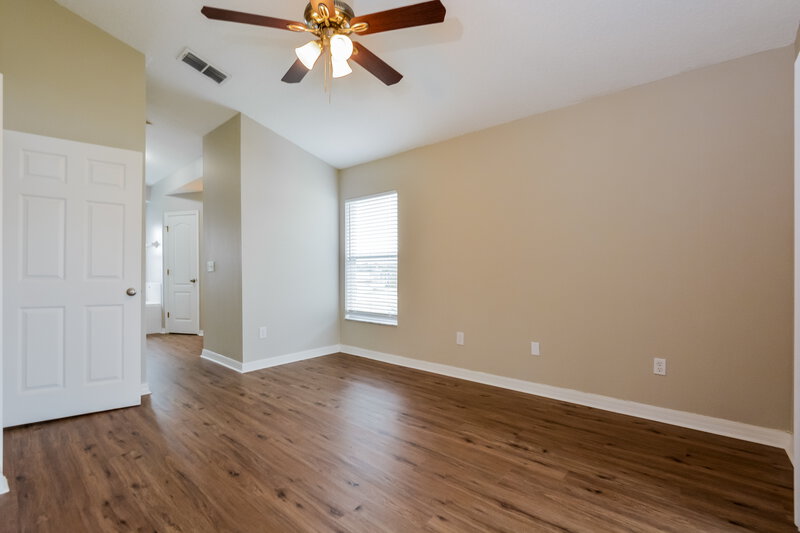 2,810/Mo, 2609 Athens Dr Leesburg, FL 34748 Main Bedroom View 2