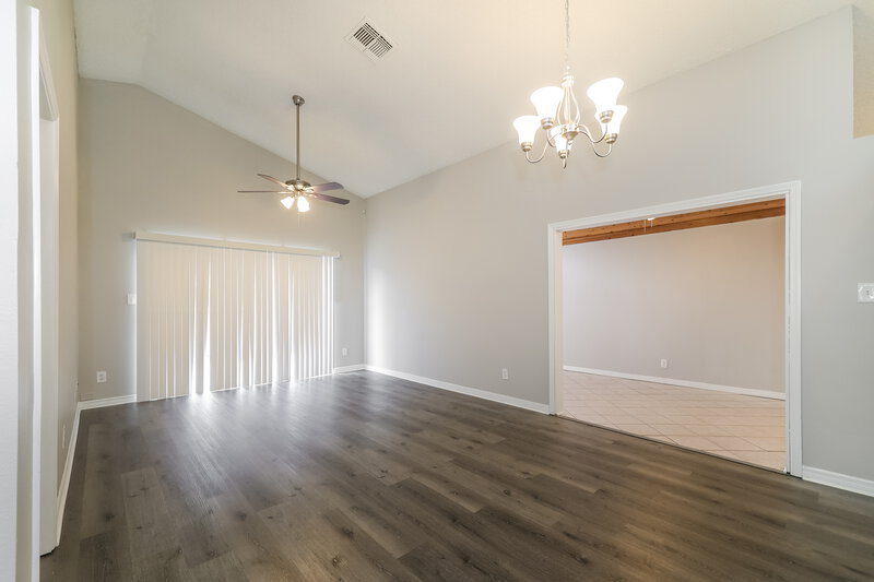 2,340/Mo, 12702 Whiterapids Dr Orlando, FL 32828 Misc View 3