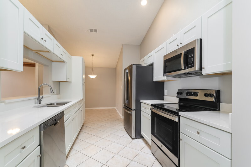 2,340/Mo, 12702 Whiterapids Dr Orlando, FL 32828 Misc View 4