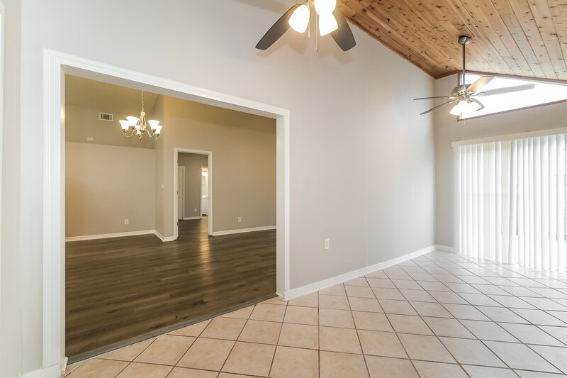 2,340/Mo, 12702 Whiterapids Dr Orlando, FL 32828 Misc View 7