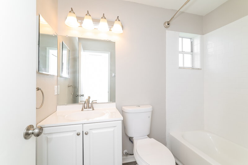 2,340/Mo, 12702 Whiterapids Dr Orlando, FL 32828 Misc View 11