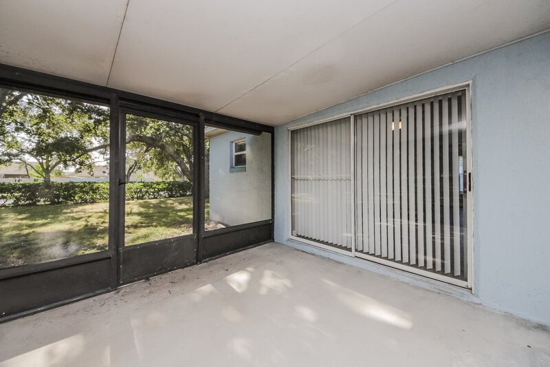 1,955/Mo, 588 Oak Branch Cir Kissimmee, FL 34758 Covered Patio View